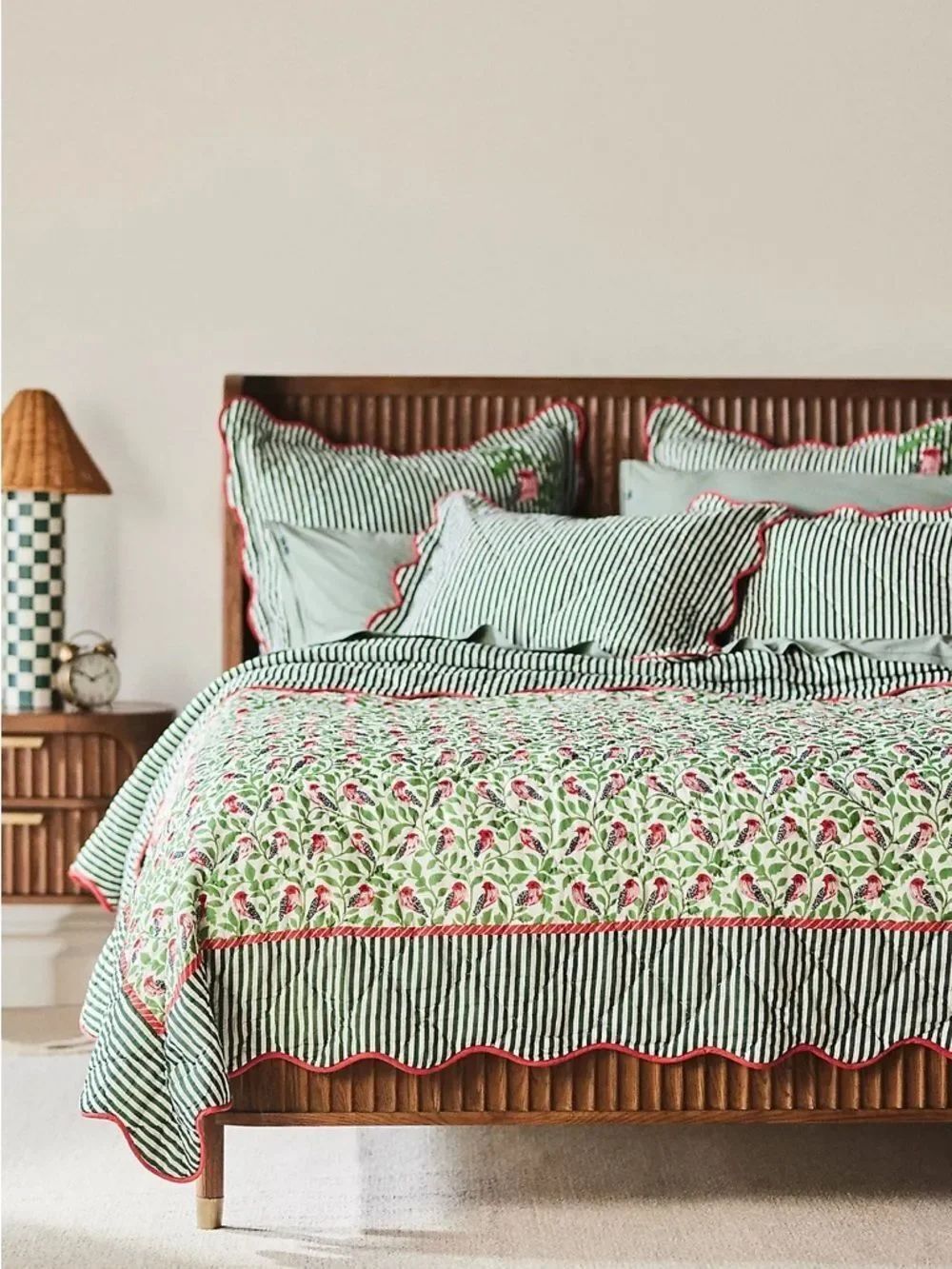 New Anthropologie Iluka 100% Cotton Gauze Floral Quilt Size Queen